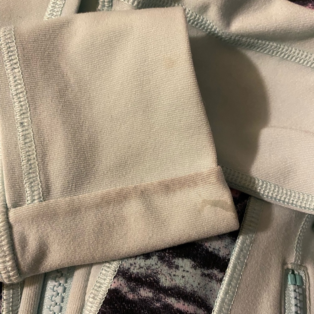 Ivivva jacket - Picture 8 of 9